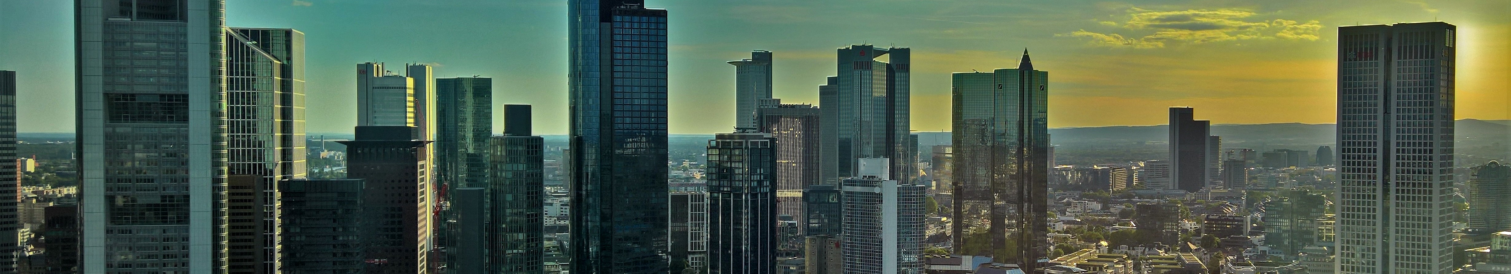 Kontakt 1 Skyline Frankfurt